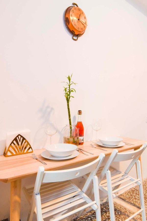 P&P Apartaments Arapiles Málaga Exterior foto
